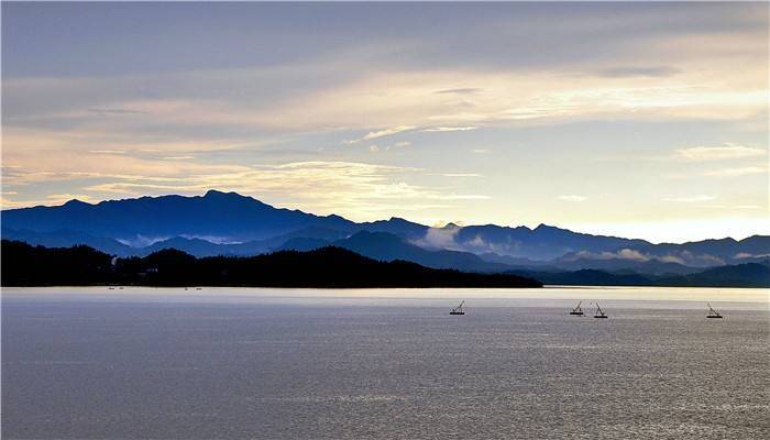 寻觅万佛湖的恬静时光 然后遥想公瑾当年