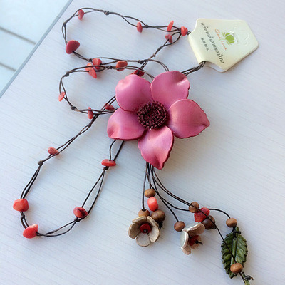 新款波西米亚花朵长款项链日韩真皮花朵吊坠长项链毛衣链